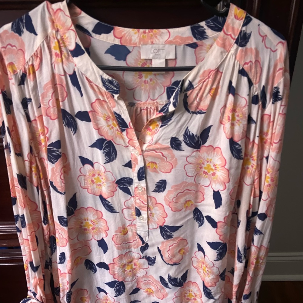 Loft Outlet button down floral top Size L
